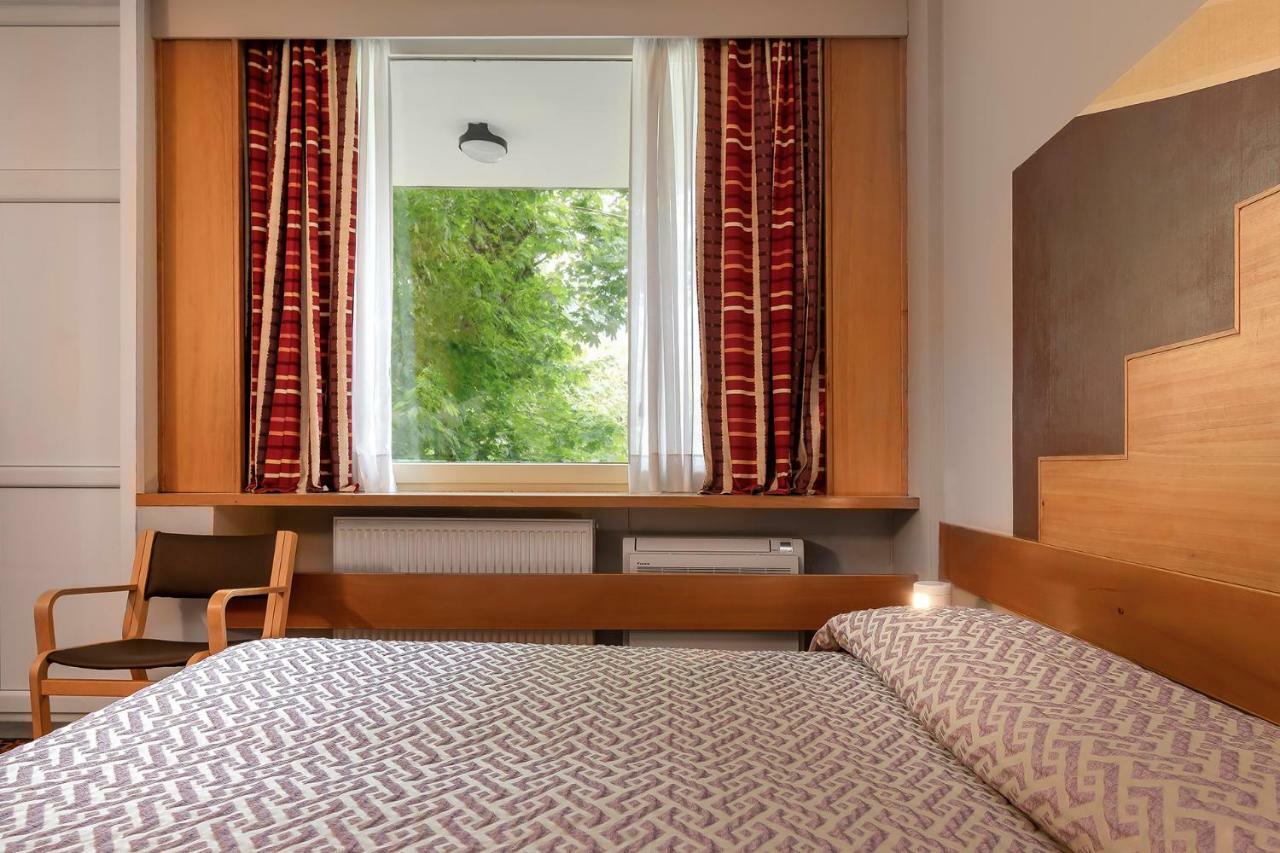 Classic Single Room